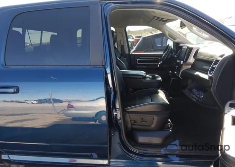 2023 Ram 2500 Laramie 4X4 6'4 Box из США, поврежденный, VIN 3C6UR5FLXPG523190